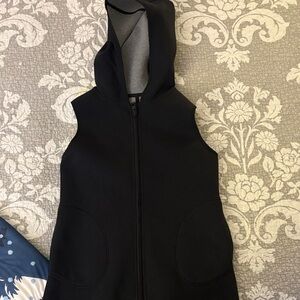 Lululemon Reversible Vest ~ Size 8